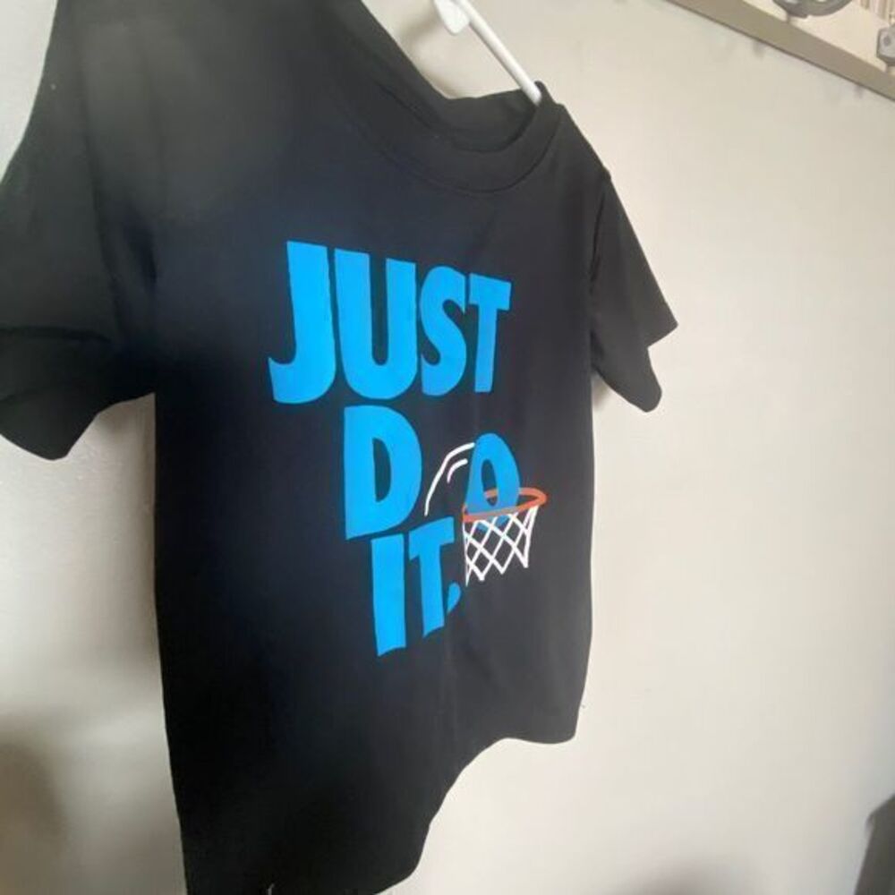 Nike Boys Tee